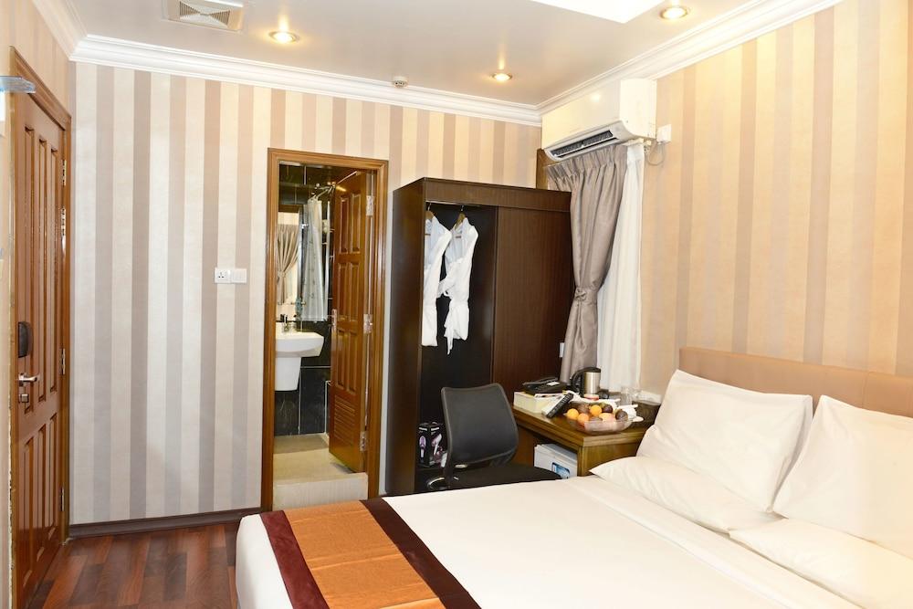 Hotel Grand United - 21St Downtown Rangoon Buitenkant foto